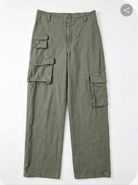 ARITZIA TNA Picture Cargo Pants Olive Green Utility High Rise Wide Leg Size 6